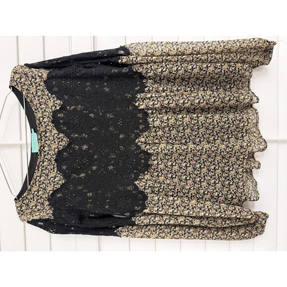 Judith March Tops - Judith March black lace overlay blouse Size Large